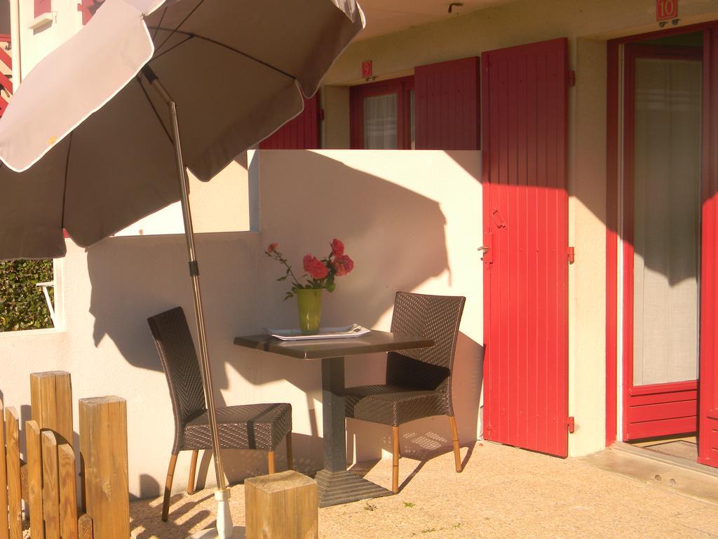 Residence Hoteliere Helios Jonzac Exterior foto