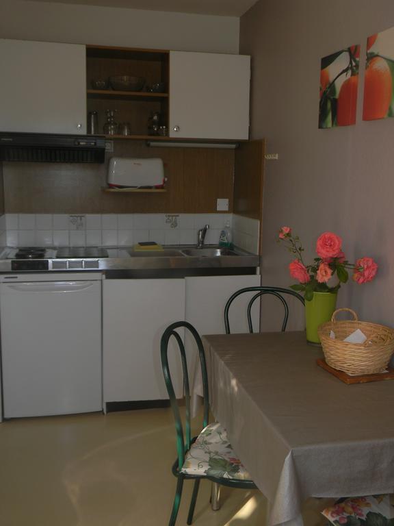 Residence Hoteliere Helios Jonzac Exterior foto