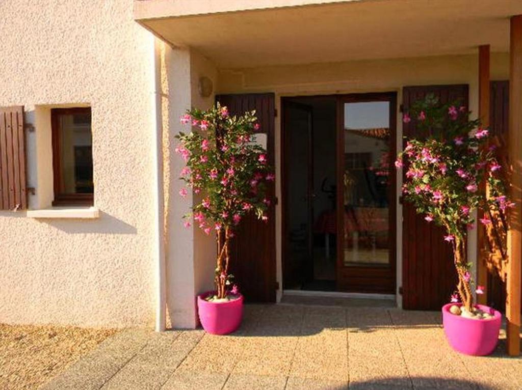 Residence Hoteliere Helios Jonzac Exterior foto